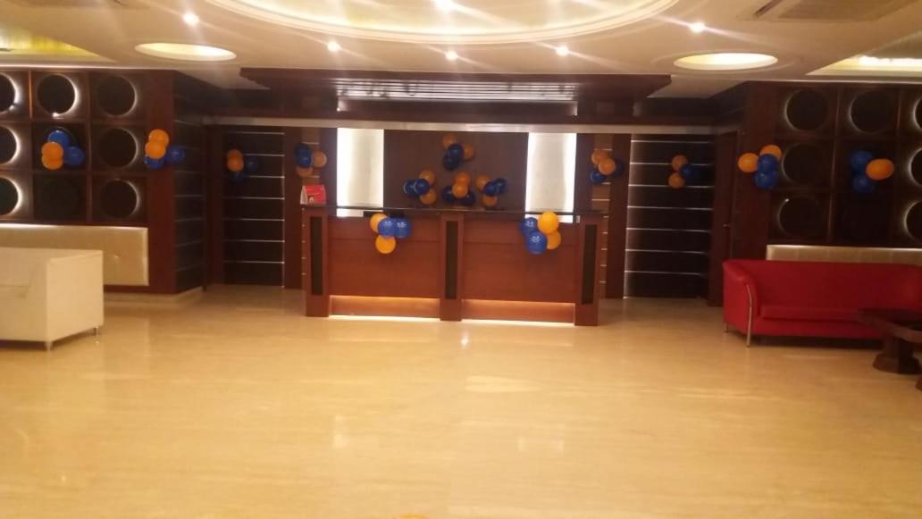 Hotel Yash Inn Mirzāpur Exterior foto
